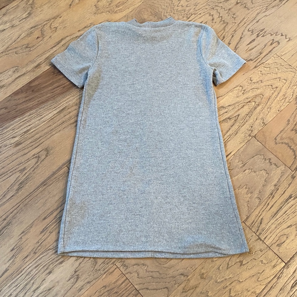 Zara Gray Shift Dress - Picture 2 of 4